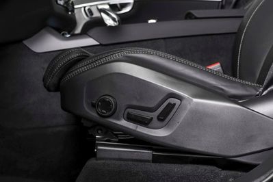 Volvo XC90 B5 AWD Ultra Dark 7os