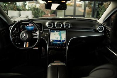 Mercedes Klasa C 200 mHEV 4-Matic AMG