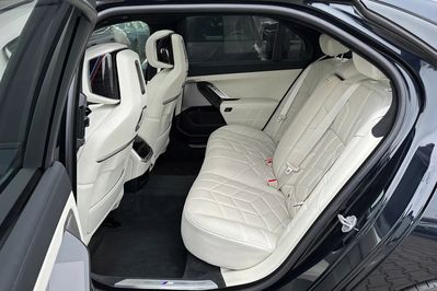 BMW Seria 7 740d xDrive M Sport