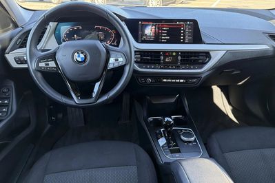 BMW Seria 1 118i Advantage aut