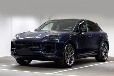 Porsche Cayenne Coupe E-Hybrid  Black Edition