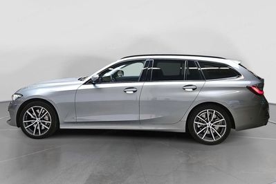 BMW Seria 3 330i xDrive sport-aut