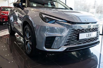 Lexus LBX Emotion 1.5 Hybrid