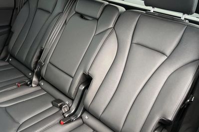 Audi Q7 50 TDI quattro S Line