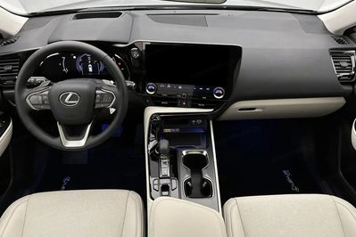 Lexus NX 450h+ Prestige 2.5 Plug-in Hybrid