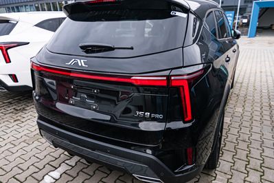 JAC JS8 PRO 1.5 T-GDI 7 DCT 6os.