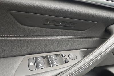 BMW Seria 5 Touring 530e xDrive Luxury Line