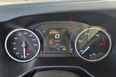 Iveco Daily 35C16 Kontener + Winda