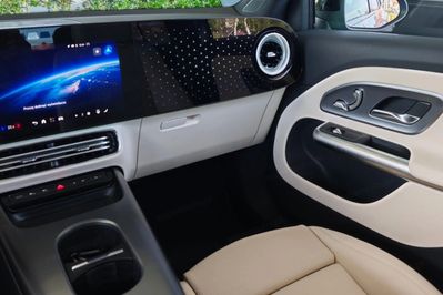 Mercedes GLB 200 4MATIC