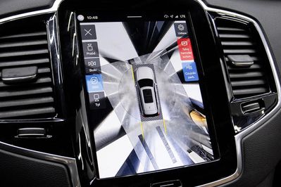 Volvo XC90 T8 AWD Plug-In Hybrid Plus Dark 7os aut