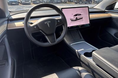 Tesla Model 3 Standard Range Plus