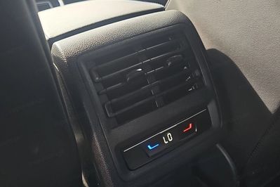 Volkswagen Golf Variant R  2.0 TSI 4MOTION DSG