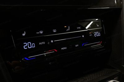 Volkswagen Passat 1.5 TSI DSG