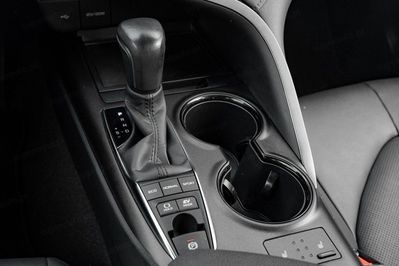 Toyota Camry 2.5 Hybrid