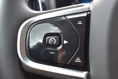 Volvo V60 B4 Plus Dark