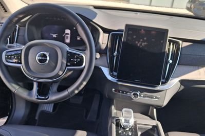 Volvo XC90 T8 AWD Plug-In Hybrid UltraDark7os aut