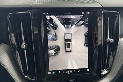 Volvo XC60 B5 B AWD Plus Dark