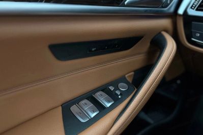 BMW Seria 5 530e Luxury Line