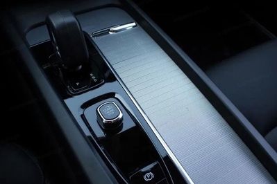 Volvo V60 B4 Momentum Pro