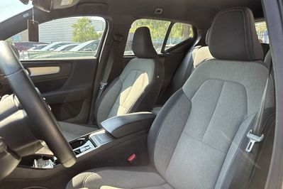 Volvo XC40 B3 Plus Dark