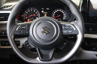 Suzuki Swift 1.2 Dualjet SHVS Premium Plus CVT