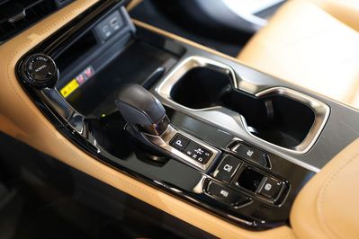 Lexus NX 350H Prestige 2WD
