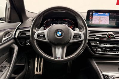 BMW Seria 5 520d xDrive M Sport