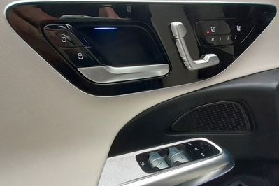 Mercedes Klasa E 200  4-Matic Avantgarde