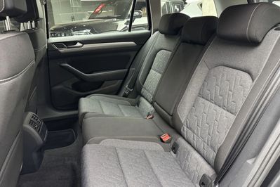 Volkswagen Passat 1.5 TSI Business DSG