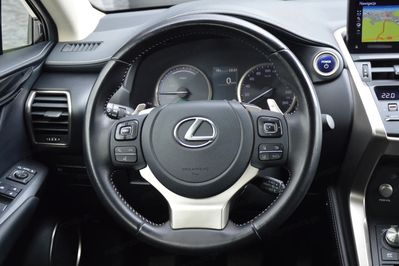 Lexus NX 300h