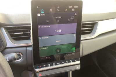 Renault Captur Techno 1.8 E-Tech Full Hybrid AT