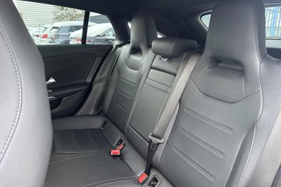 Mercedes CLA 250 e 8G-DCT