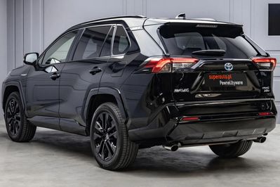 Toyota RAV4 2.5 Hybrid Black Edition By Jbl 4X4