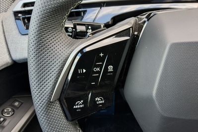 Peugeot 3008 GT 1.2 mHEV e-DCS6