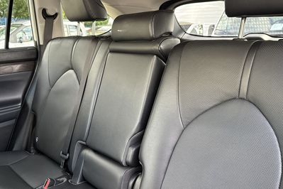 Toyota Highlander Prestige 2.5 Hybrid