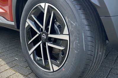 Nissan Juke N-Connecta 1.0 DIG-T