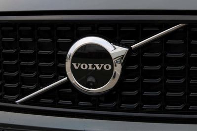 Volvo XC40 B4 Ultra Dark