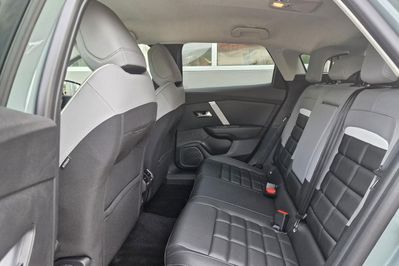 Citroen C4 Max EAT8 1.2 PureTech