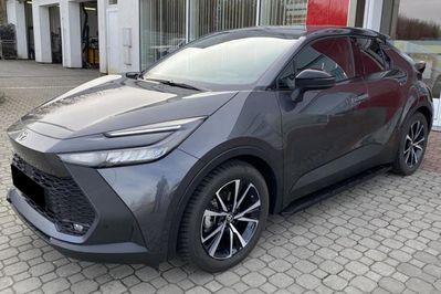 Toyota C-HR Style 2.0 Hybrid Dynamic Force Plug-in