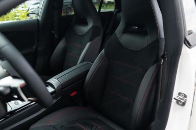 Mercedes CLA 200 mHEV AMG Line 7G-DCT