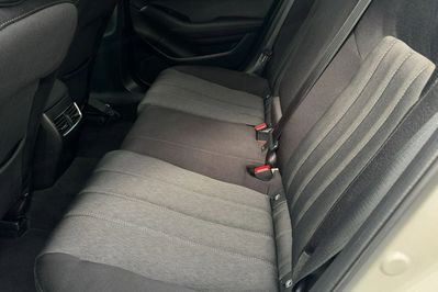 Mazda 6 2.0 Center-Line