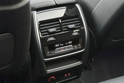 BMW X5 M60i xDrive