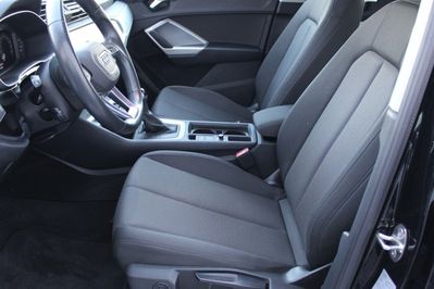 Audi Q3 35 TFSI mHEV S tronic