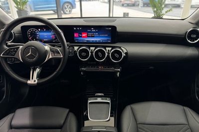 Mercedes CLA 200 mHEV 7G-DCT