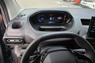 Peugeot Partner Van XL L2H1 EAT8