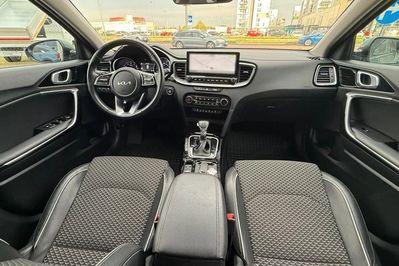 Kia Ceed 1.5 t-Gdi Tribute Dct
