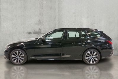 BMW Seria 3 Touring 320d Sport Line
