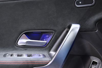 Mercedes CLA Shooting Brake 200 AMG Line