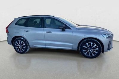 Volvo XC60 B5 B AWD Plus Dark