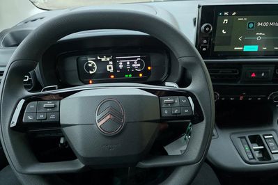Citroen Berlingo Van Zabudowa Brygadowa XL L2H1 EAT8